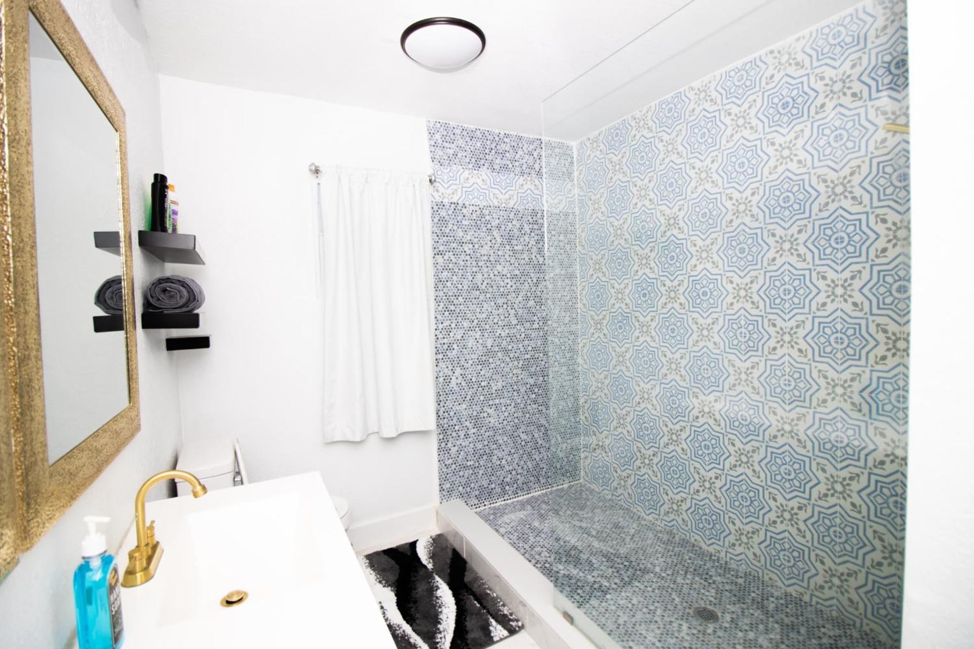 Shared Home - Close To The Beach Riviera Beach Bagian luar foto